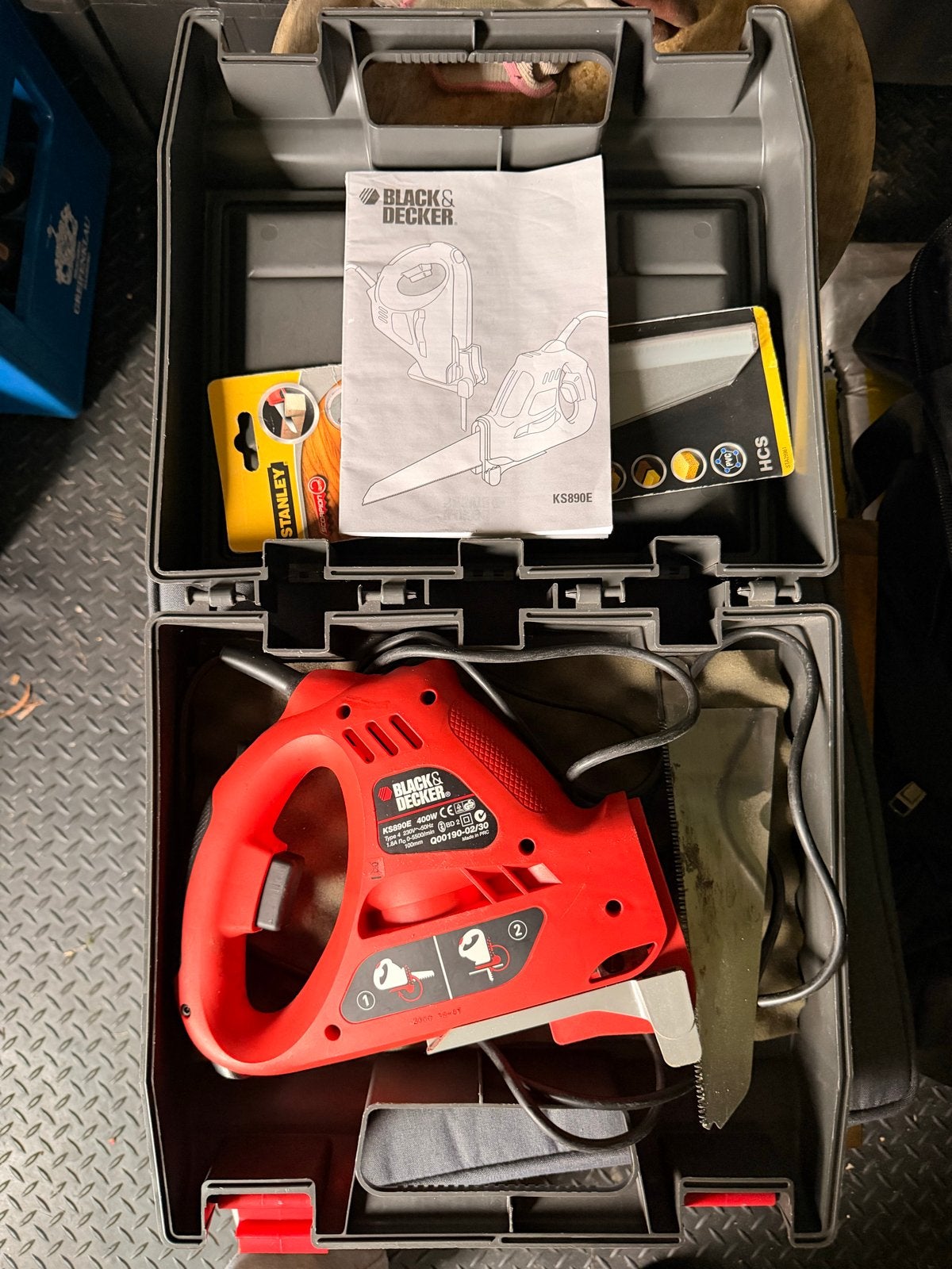 Black & Decker KS890E Reciprozaag met accessoires, Gebruikt, 70 mm of meer, 600 tot 1200 watt, Ophalen of Verzenden