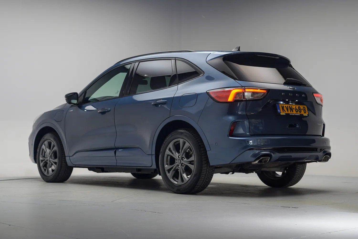 Ford Kuga 2.5 PHEV ST-line [ LED Adapt.Cruise Apple/Android, Auto's, Gebruikt, 4 cilinders, Blauw, Bedrijf
