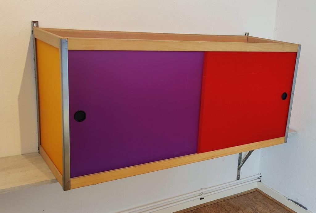 Kewlox hangkastje met kleurrijke panelen B120 D42 H55, Ophalen