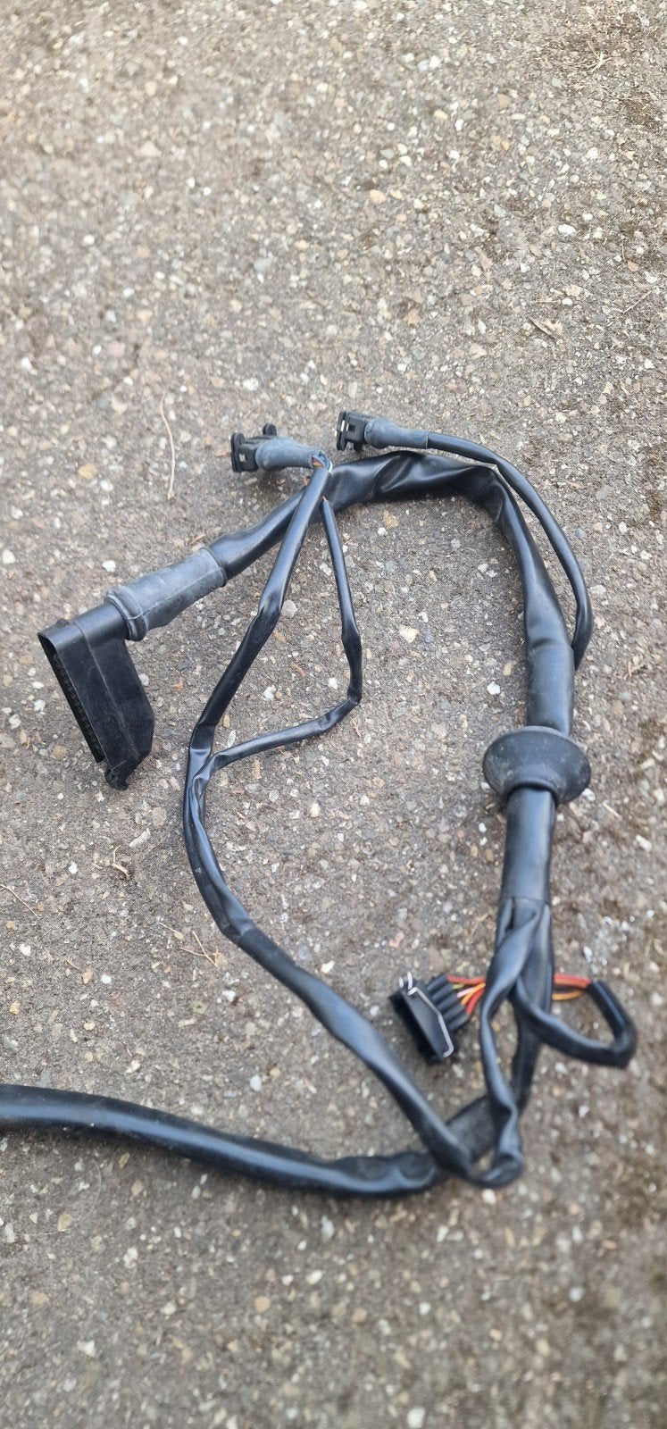 2 stukken kabelboom voor golf 1 cabrio. origineel vw  nieuw, Ophalen of Verzenden, Nieuw, Volkswagen