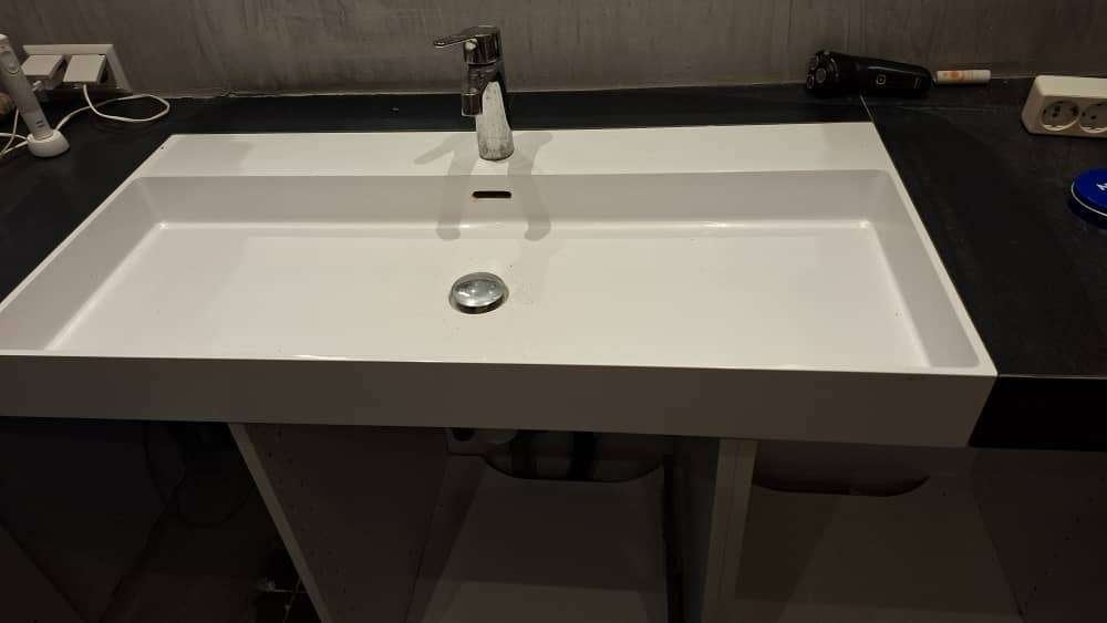 Brede vlakke wasbak, Ophalen, Gebruikt, 50 tot 100 cm, Minder dan 100 cm