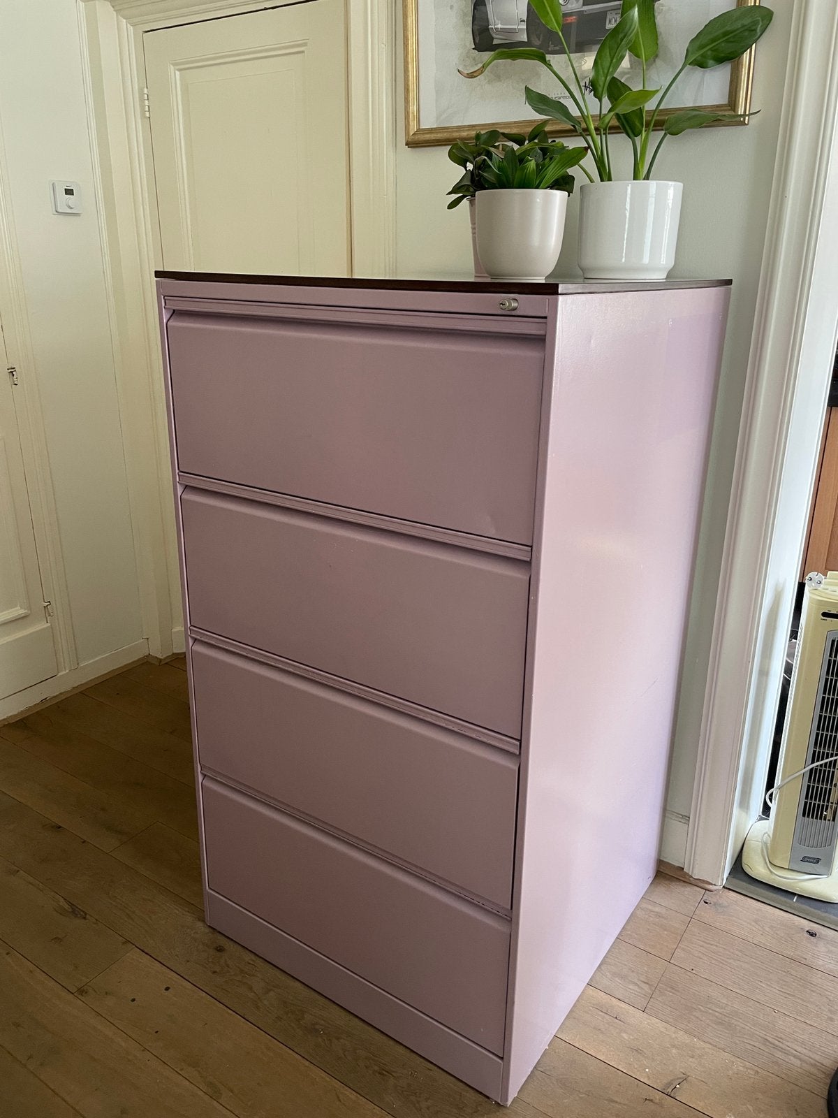 Archiefkast (lila geverfd), Ophalen, Gebruikt, 50 tot 75 cm, 50 tot 100 cm