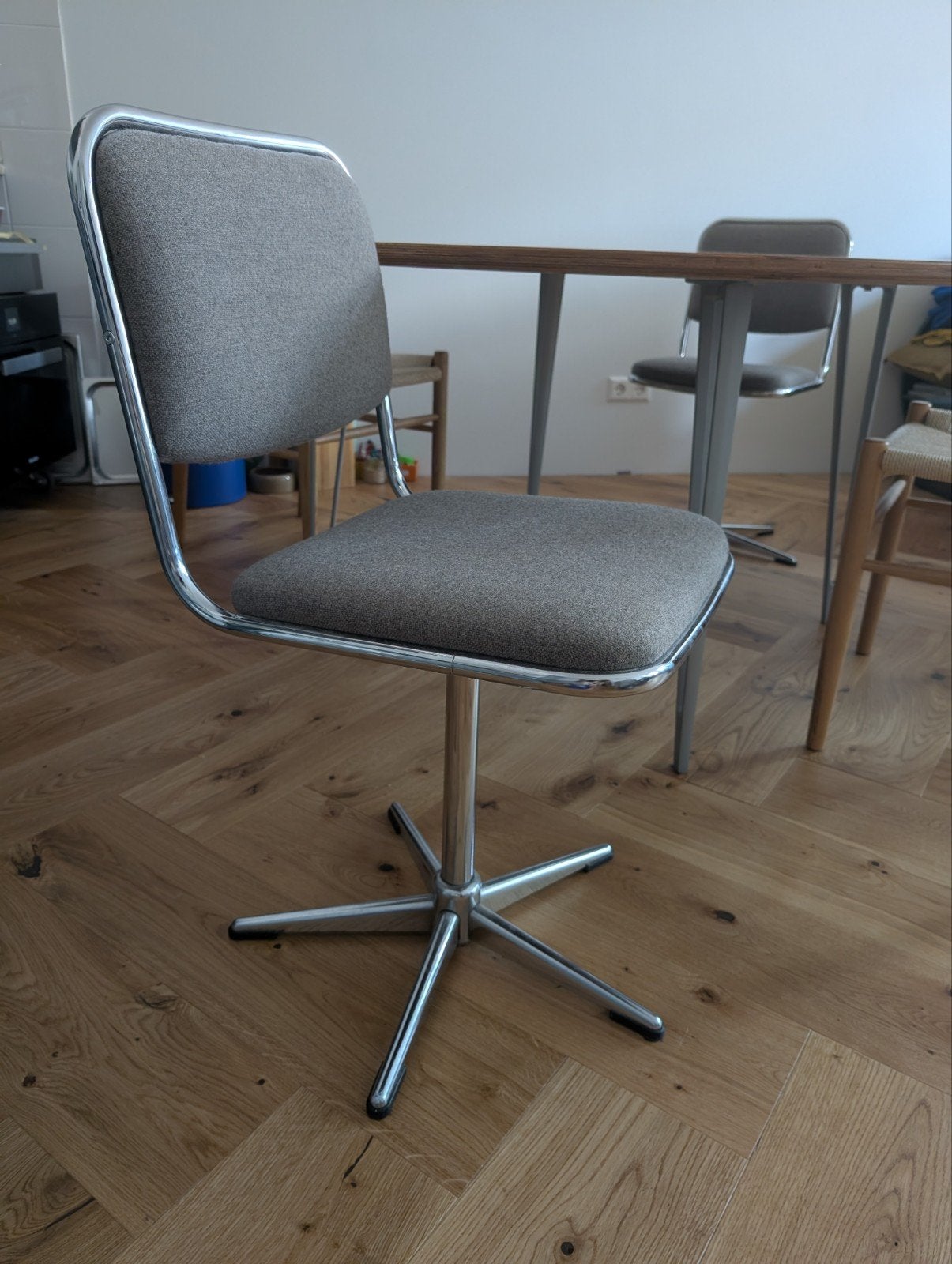 Retro stoelen Kvadrat stof - 48cm hoog, 40x43, Ophalen, Gebruikt, Twee, Metaal