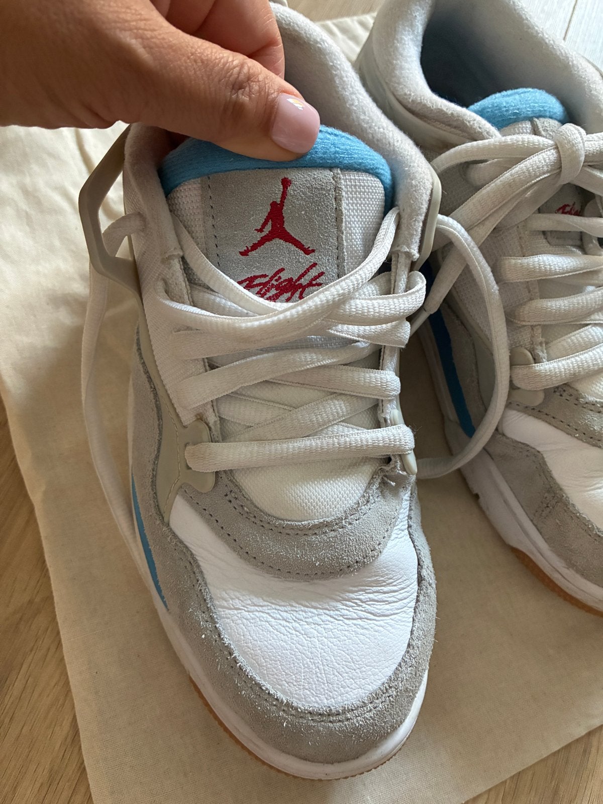 Nike Air Jordan 4 RM for boys - Maat 38.5, Wit, Ophalen of Verzenden, Sneakers of Gympen, Gedragen