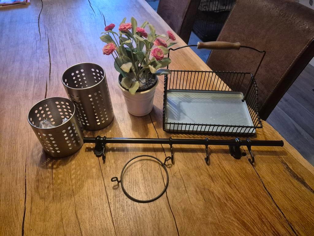 IKEA Ophangsysteem met Mandje en Bestekhouders, IKEA, Ophalen of Verzenden, Zwart, Metaal
