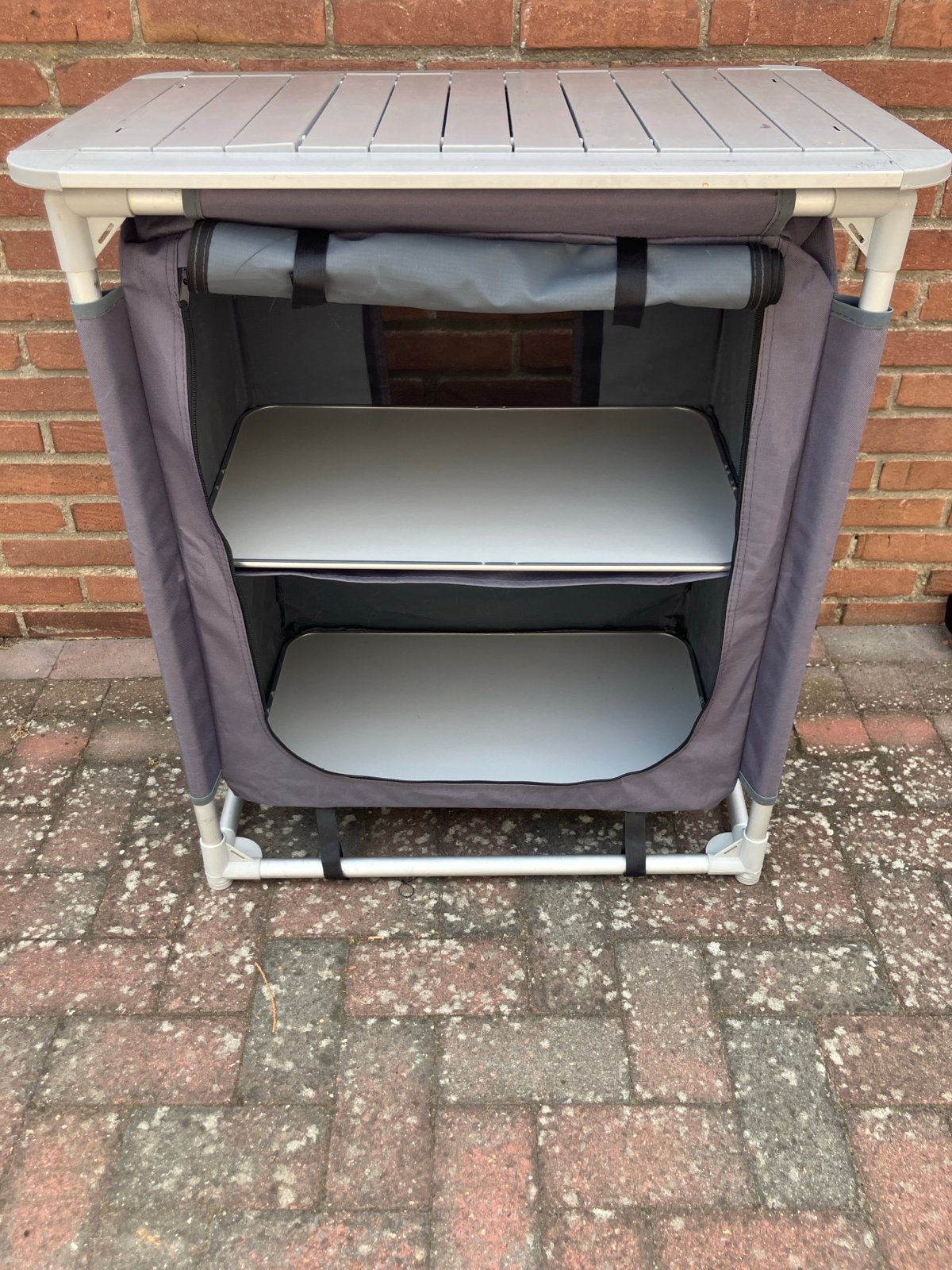 Redwood campingkast met tafelblad en draagtas, Caravans en Kamperen, Ophalen, Gebruikt, Campingkast