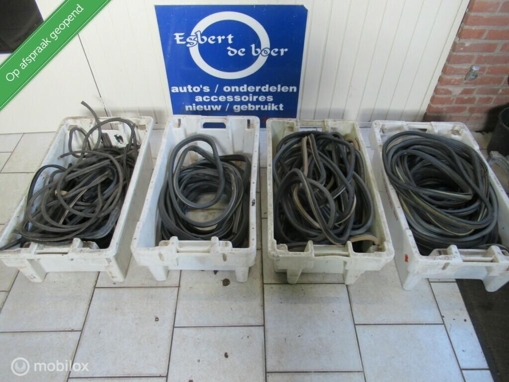Raamrubber deurrubber Manta B + veel onderdelen op voorraad, Gebruikt, Opel, Ophalen of Verzenden, Opel
