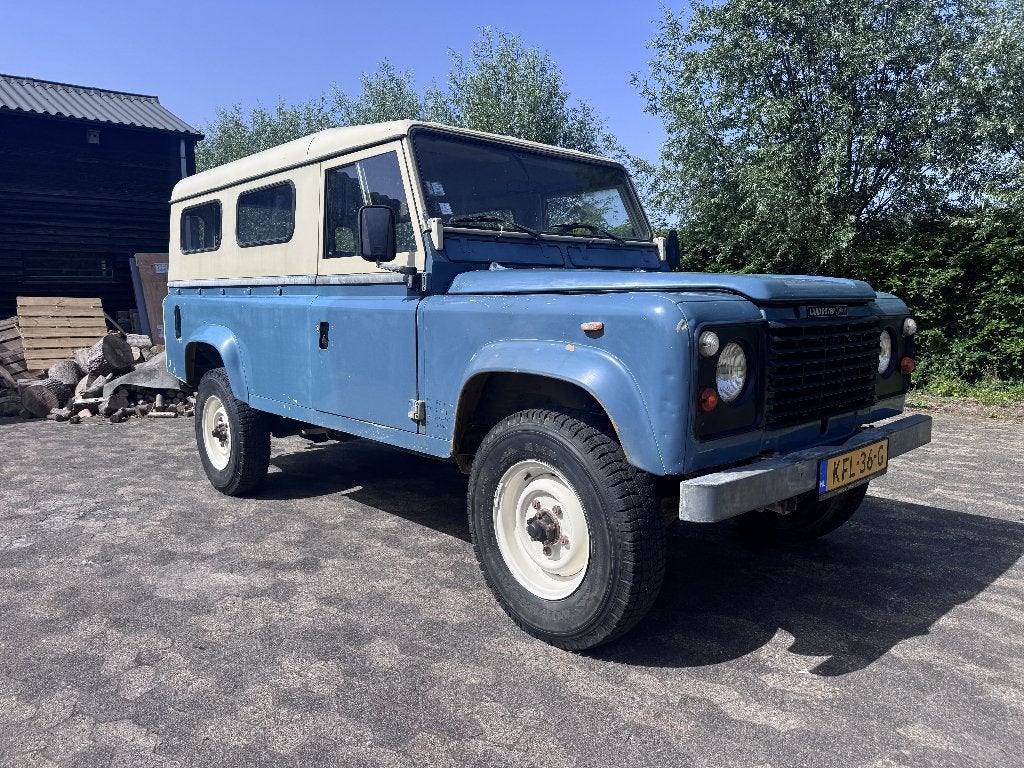Land Rover 1984 Belastingvrij en zeer origineel, Auto's, 4 cilinders, 2495 cc, Blauw, 7 stoelen