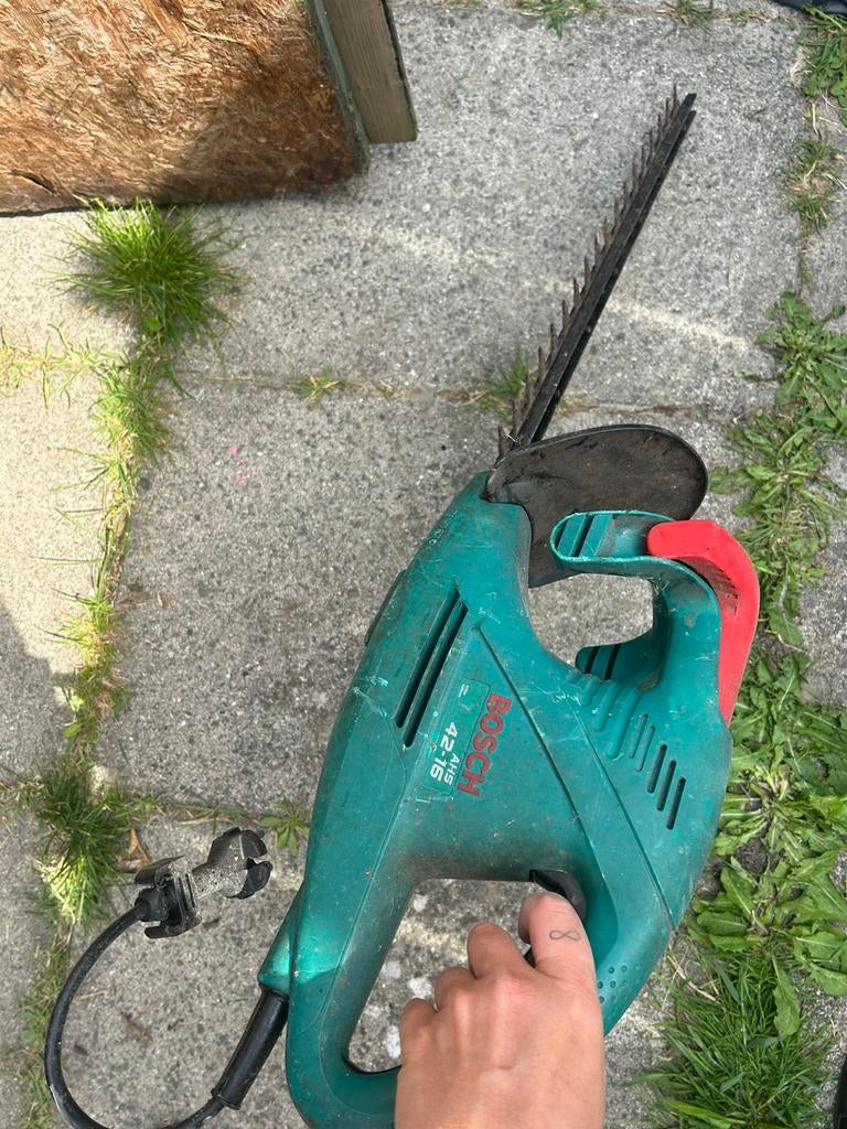 Heggenschaar bosch, Tuin en Terras, Ophalen of Verzenden, Gebruikt, Elektrisch