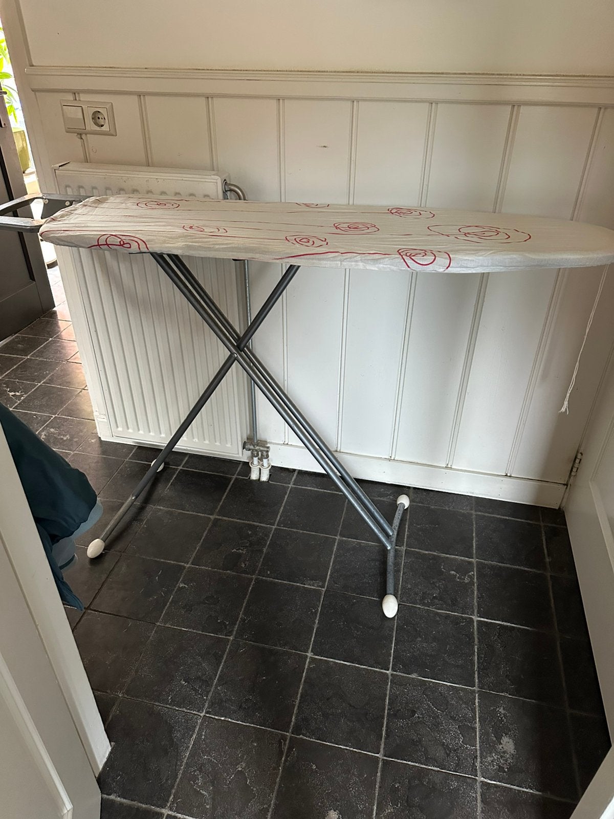 Strijkplank ikea, Ophalen, Zo goed als nieuw, Wasrek