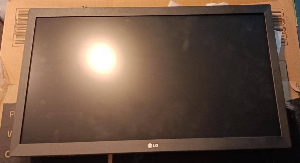 LG monitor type 20MK400H-B (nieuw), Computers en Software, Monitoren, HD, Kantelbaar, HDMI, Nieuw