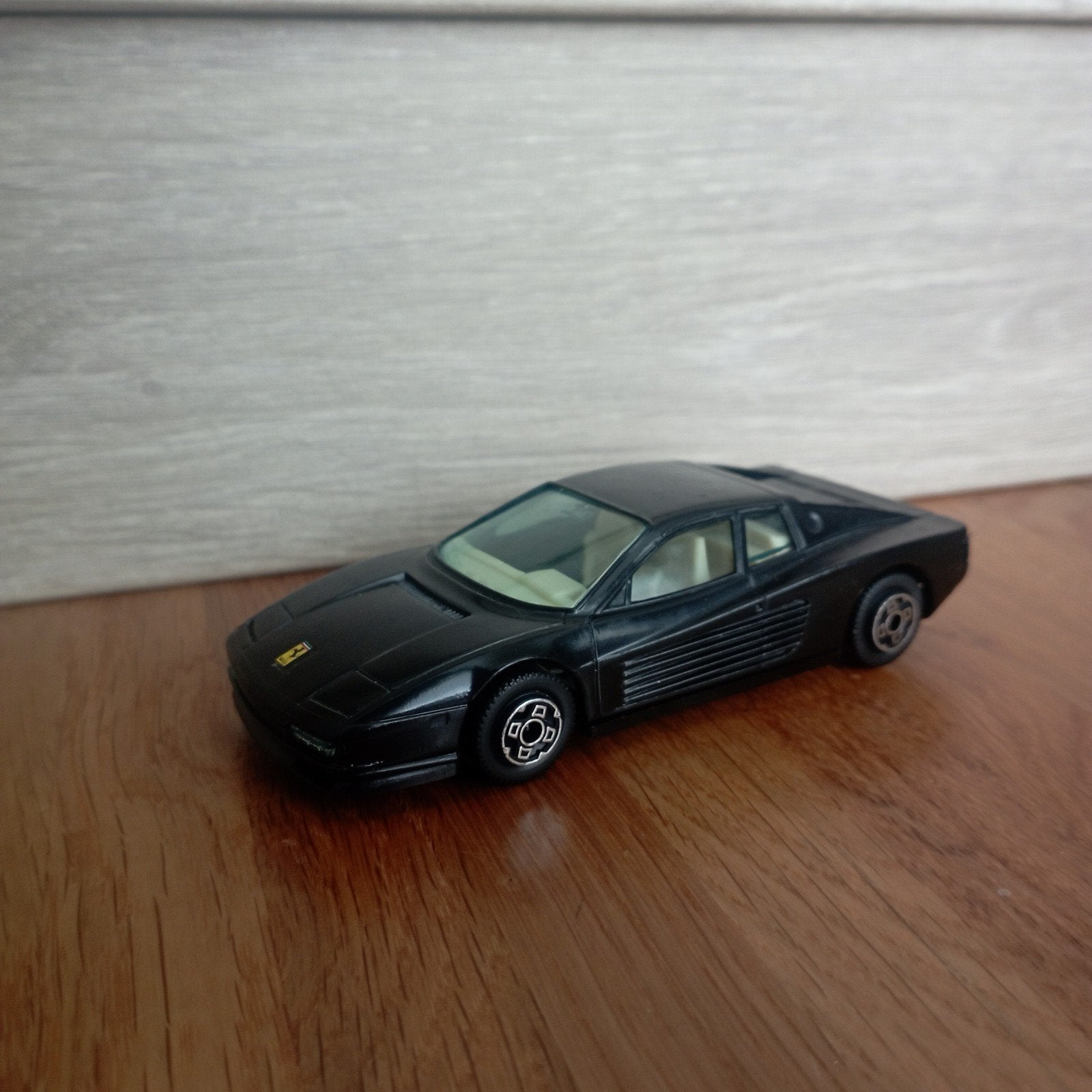Ferrari Testarossa 1:43, Ophalen of Verzenden, Zo goed als nieuw, Auto, Overige merken