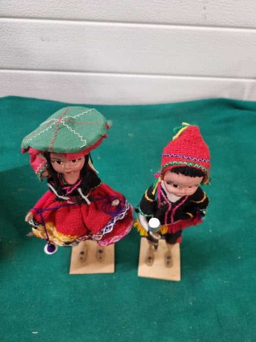 -	Souvenirpop peru stel met kind, Ophalen of Verzenden, 'T Olde Gre-j, Info@toldegrej.nl, Endepoelstraat 20f Didam