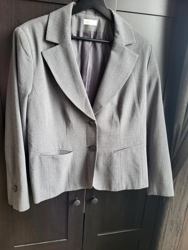 Colbert grijs Bonita maat 46, Ophalen of Verzenden, Zo goed als nieuw, Maat 46/48 (XL) of groter, Grijs