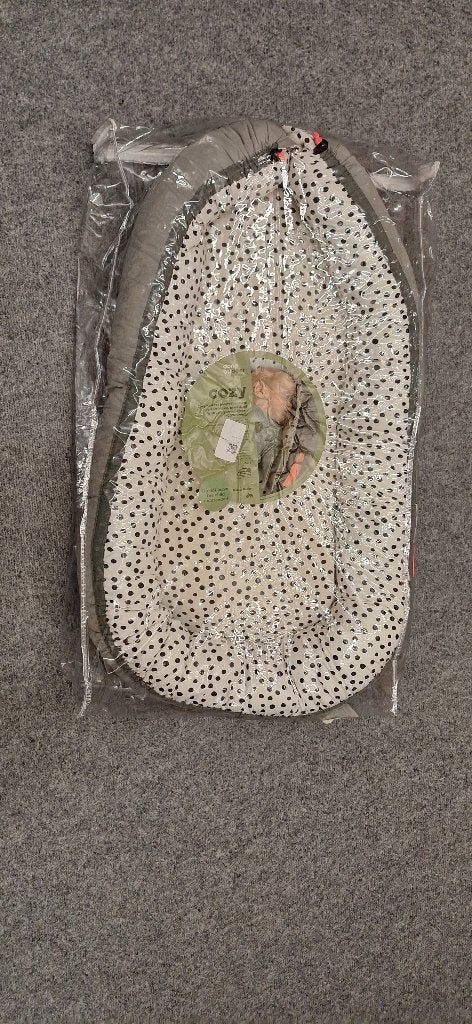 Babynestje Done By Deer, Ophalen of Verzenden, Zo goed als nieuw
