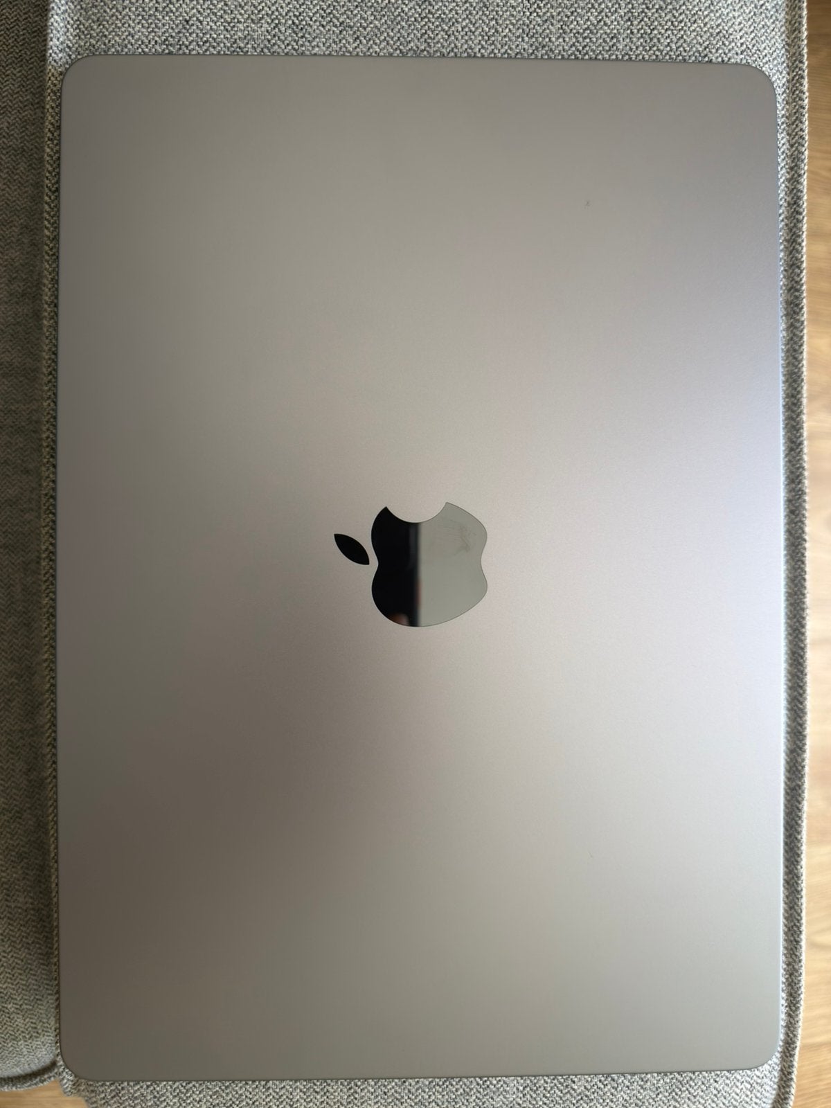 MacBook Air / M2 / 16GB / 256GB / 11 Charging cycles, Ophalen, 256 GB, Qwerty, 13 inch