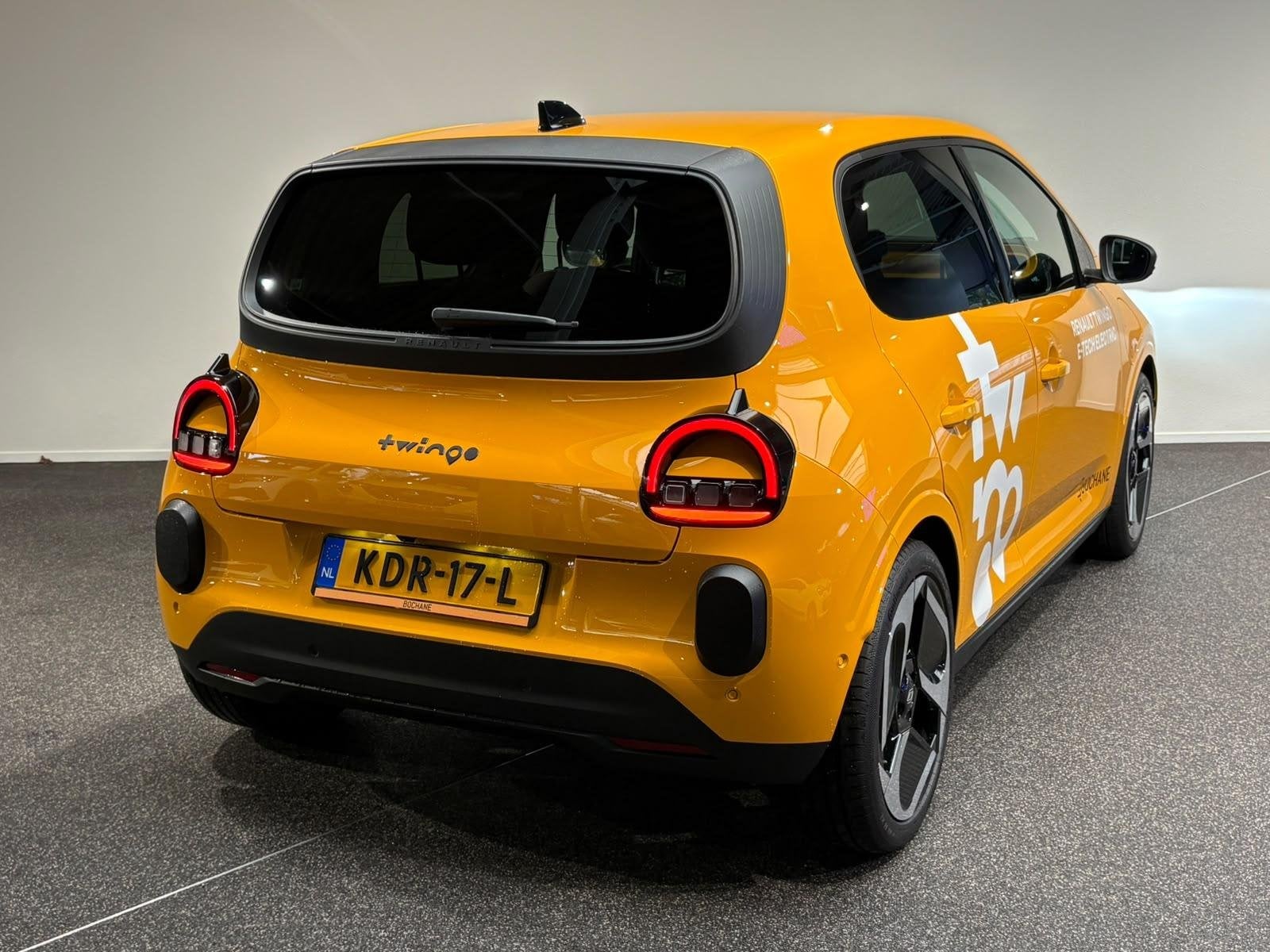 Renault Twingo urban range techno 27.5 kWh | Demo | Camera |, Huisgarantie, Electronic Stability Program (ESP), Met garantie (alle)