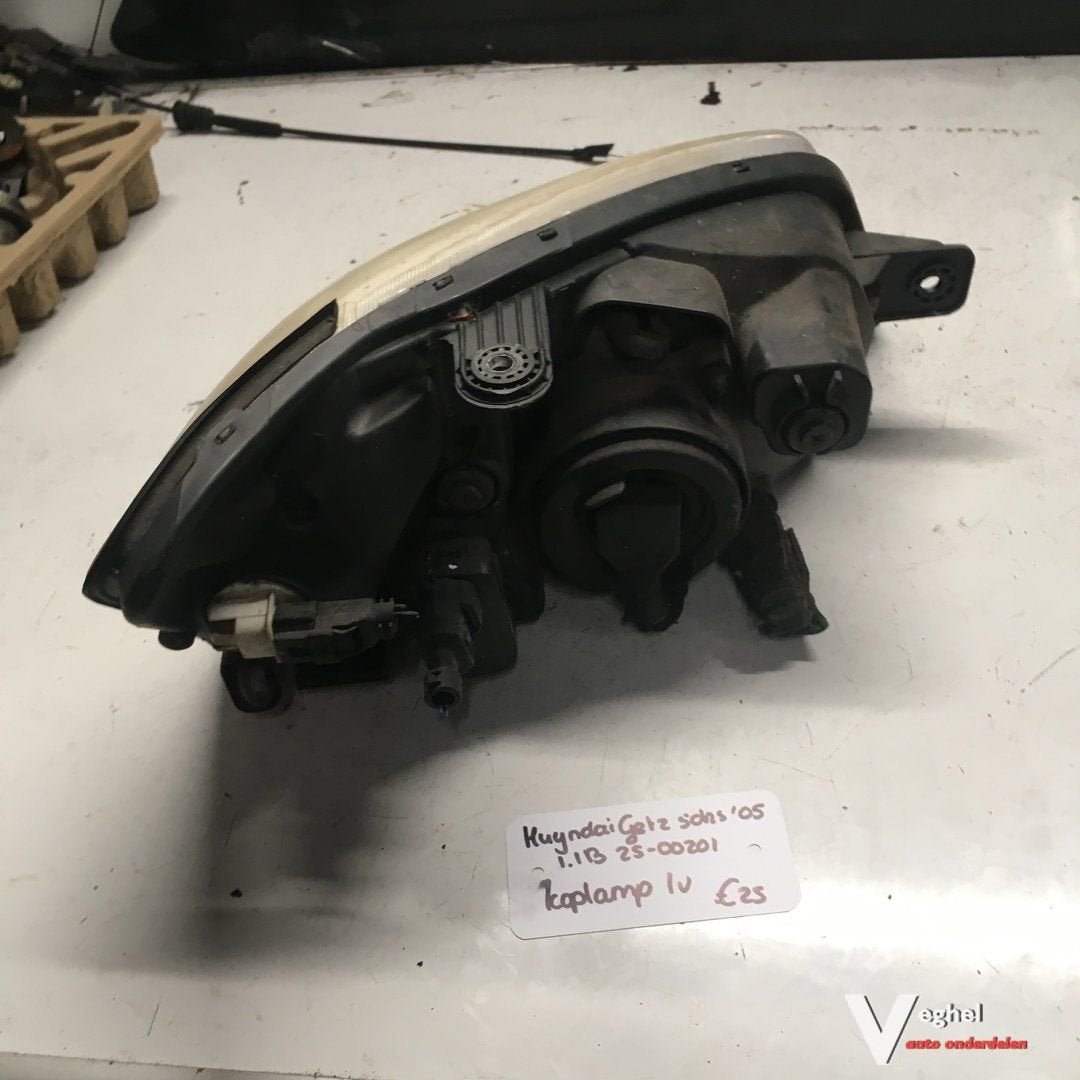 Hyundai Getz 5 drs 1.1 B 2005 2500201 Koplamp Linksvoor of R, Gebruikt, -, -, Ophalen of Verzenden