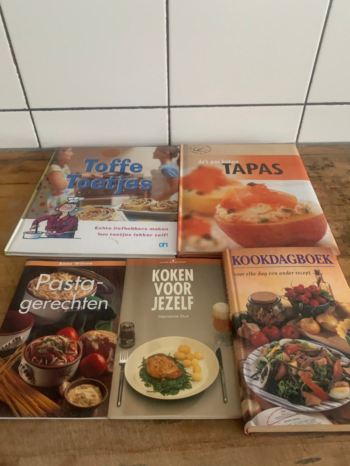 23 kookboeken, Ophalen of Verzenden, Overige gebieden