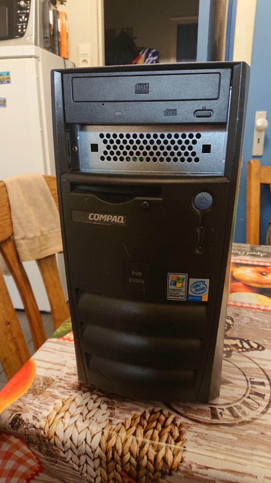 Compaq Evo D300 Pentium 4 pc, Computers en Software, Vintage Computers, Ophalen of Verzenden, Compaq