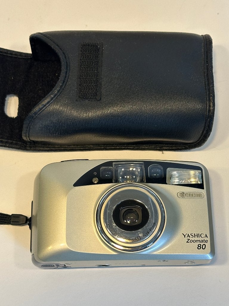 Yashica zoomate 80 point & shoot camera voor 35mm rolletje, Ophalen, Gebruikt, Compact, Overige Merken