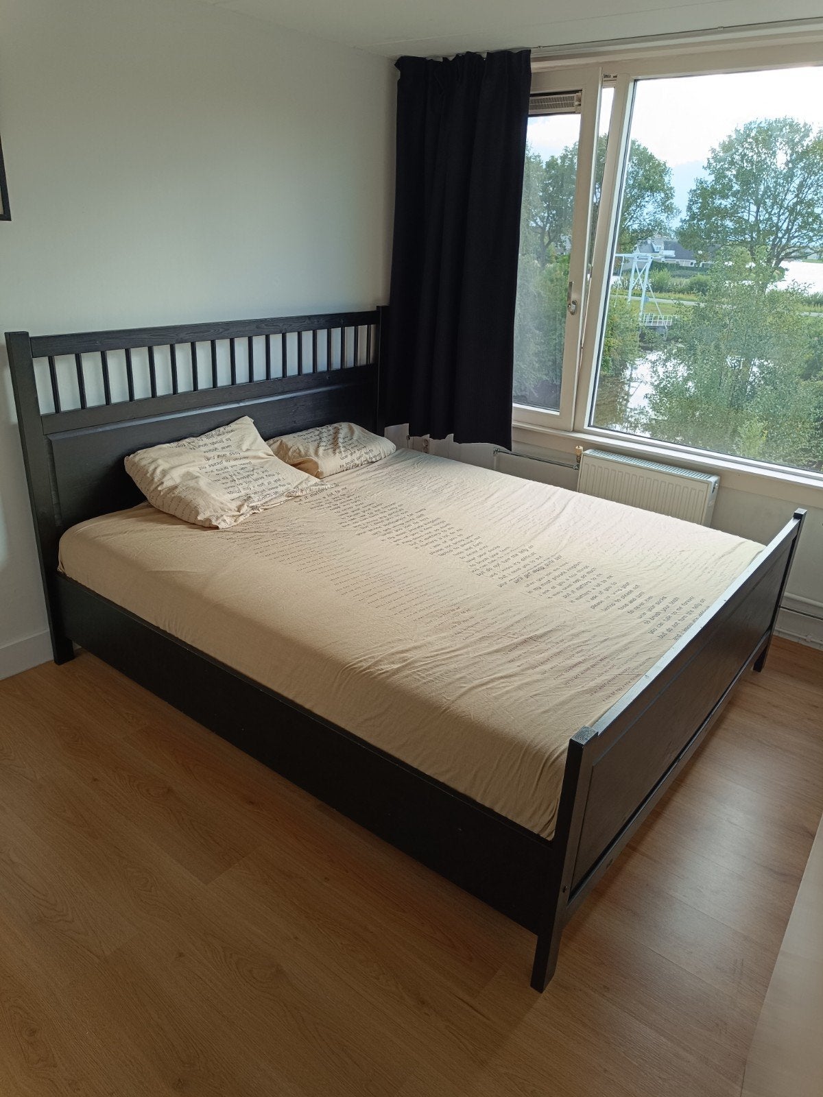 IKEA HEMNES Bedframe 180x200 cm - Zwart, Ophalen, Tweepersoons, Zo goed als nieuw, 180 cm
