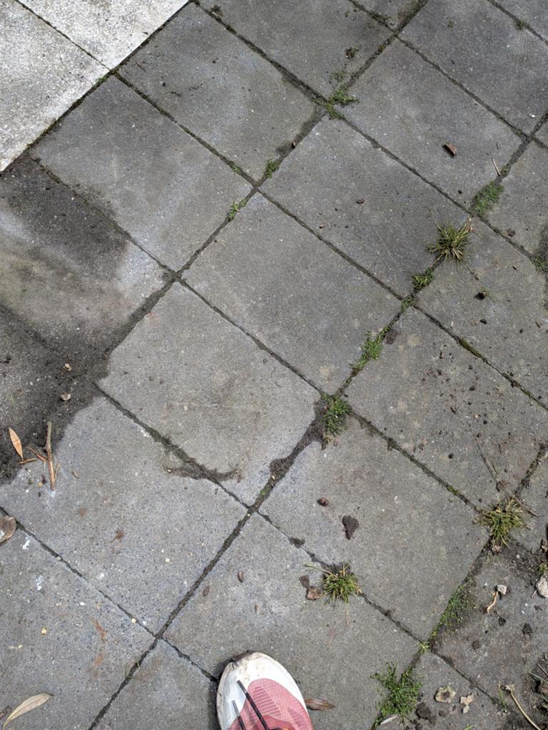 Gebruikte betontegels 30x20 cm, +/- 11 m2, Ophalen, Gebruikt, 10 m² of meer, Beton