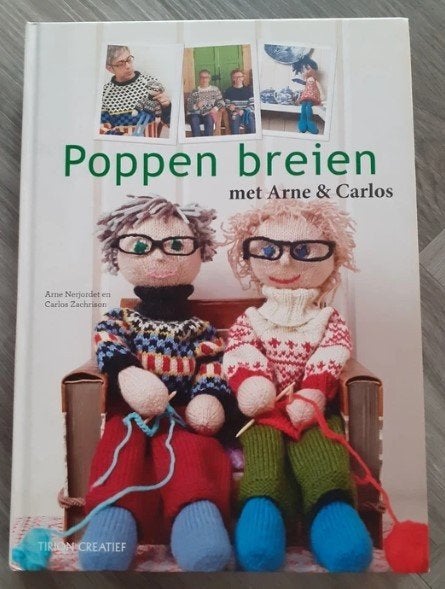 Poppen breien met Arne & Carlos - Arne Nerjordet, Ophalen of Verzenden, Zo goed als nieuw, Breien, Patroon of Boek