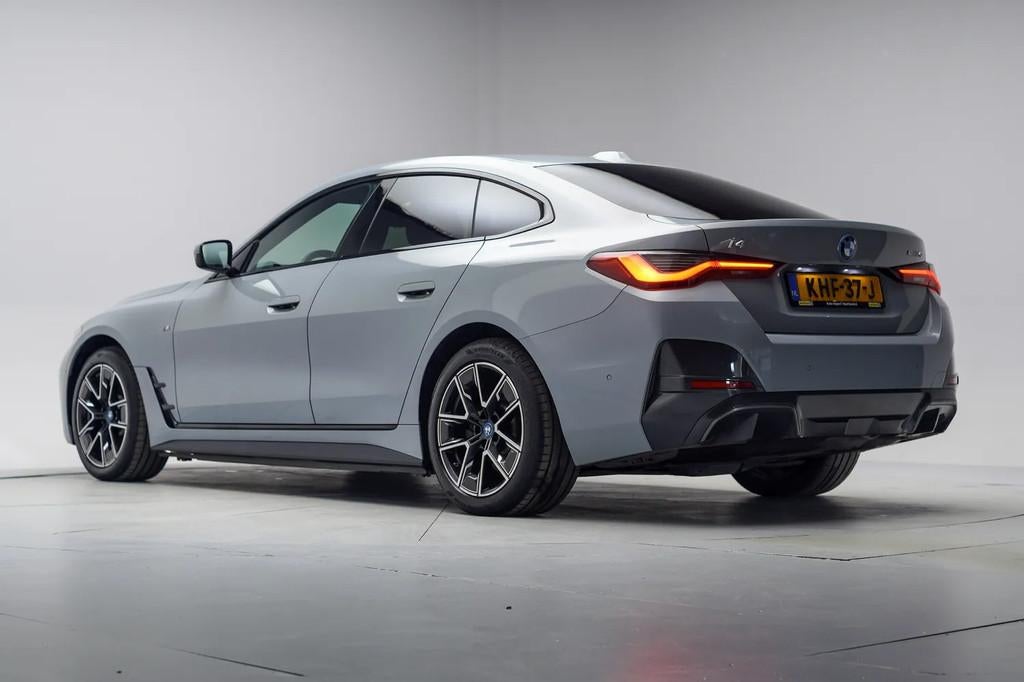 BMW i4 eDrive40 M-Sport shadow 84 kWh 3-Fase [ Leder Stoelve, Auto's, BMW, 0 cilinders, Gebruikt, Adaptive Cruise Control, Leder