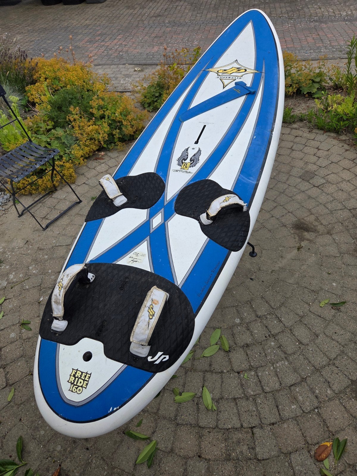 JP Australia Freeride Windsurfboard 160L met vin - Gebruikt, Watersport en Boten, Windsurfen, Ophalen, Plank
