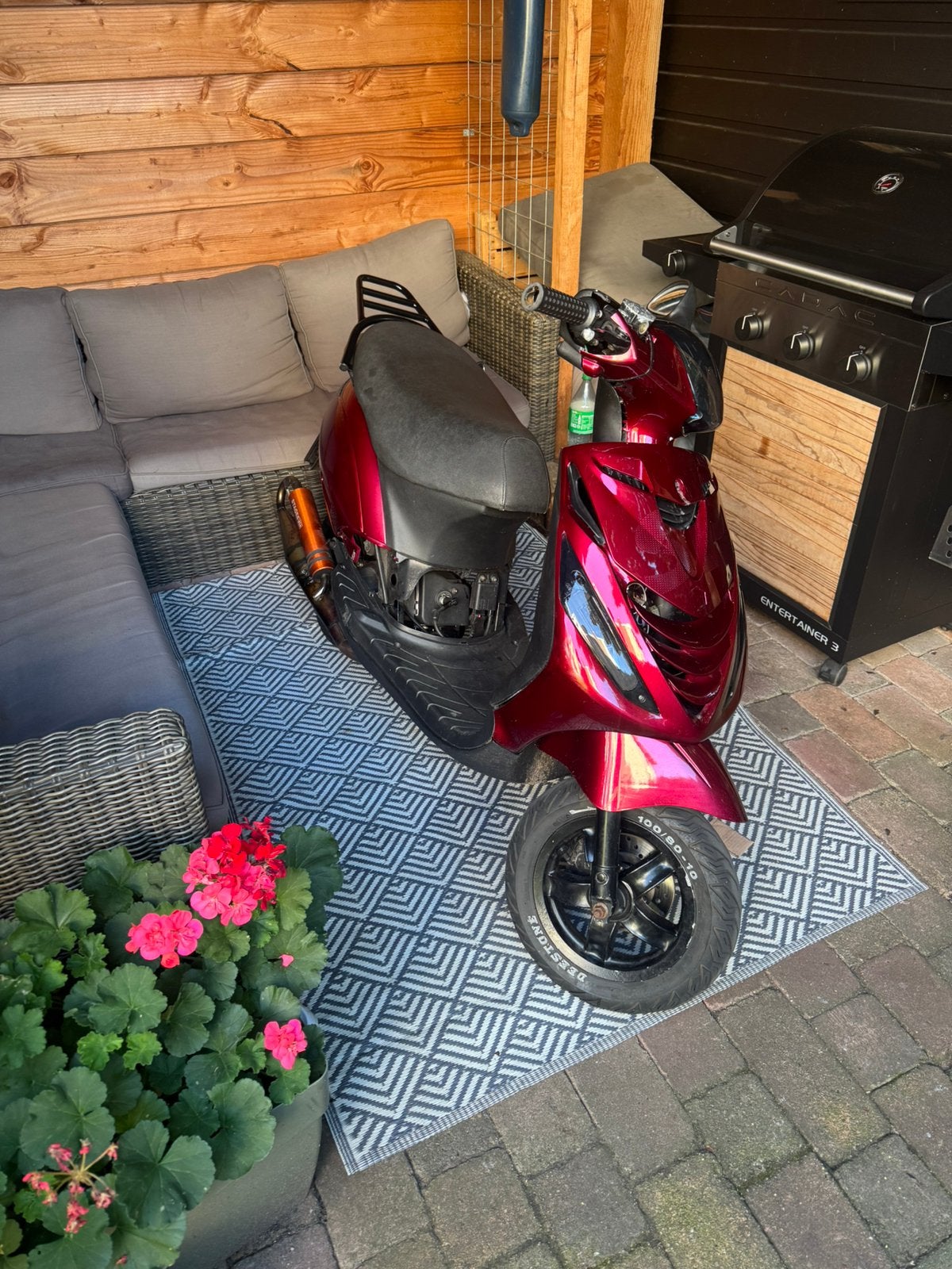 Piaggio zip 70cc, Fietsen en Brommers, Ophalen, Tweetakt, Maximaal 45 km/u, Zo goed als nieuw
