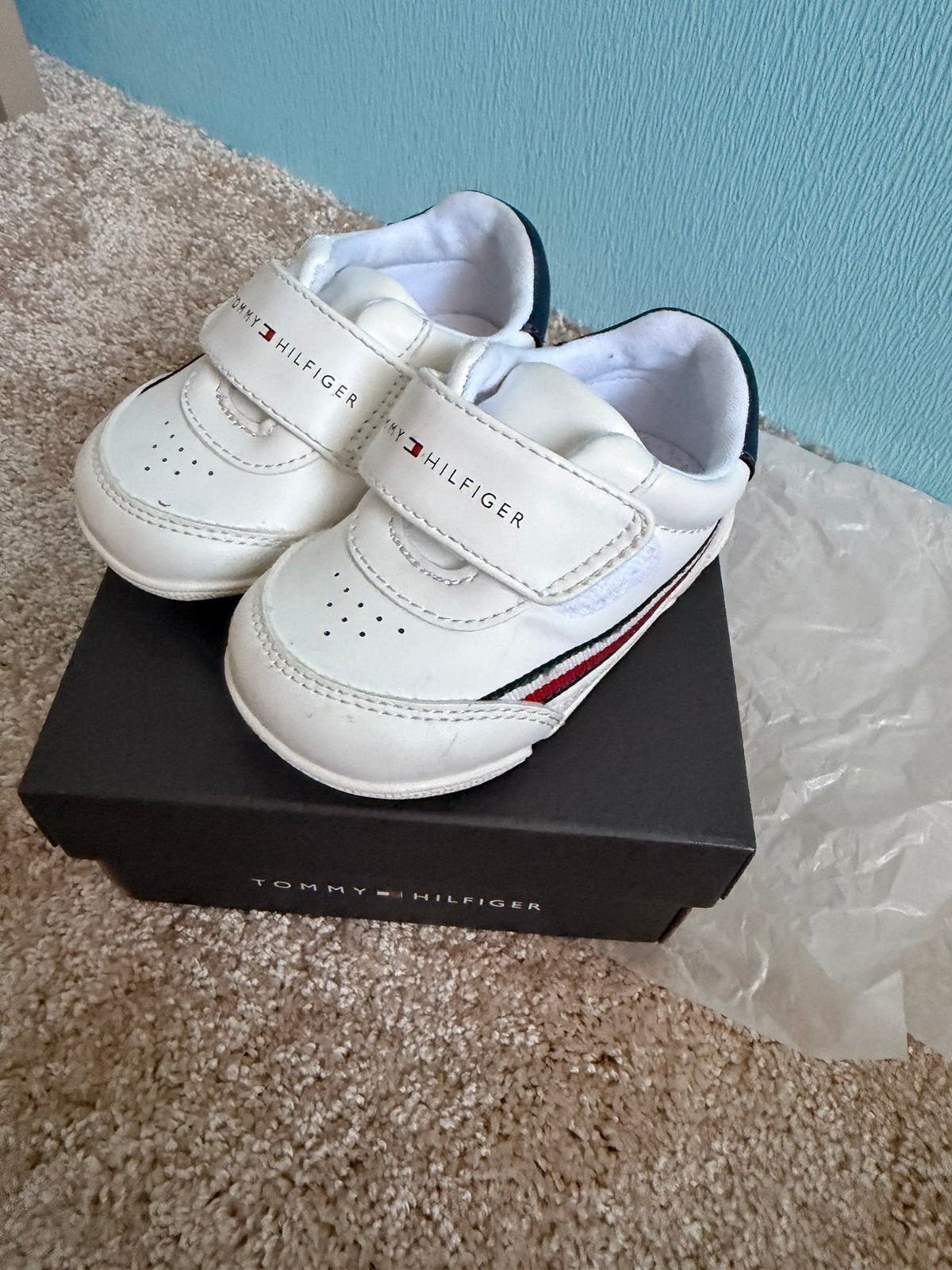 Tommy hilfiger maat 20, Kinderen en Baby's, Babykleding | Schoentjes en Sokjes, Ophalen of Verzenden, Zo goed als nieuw, Schoentjes