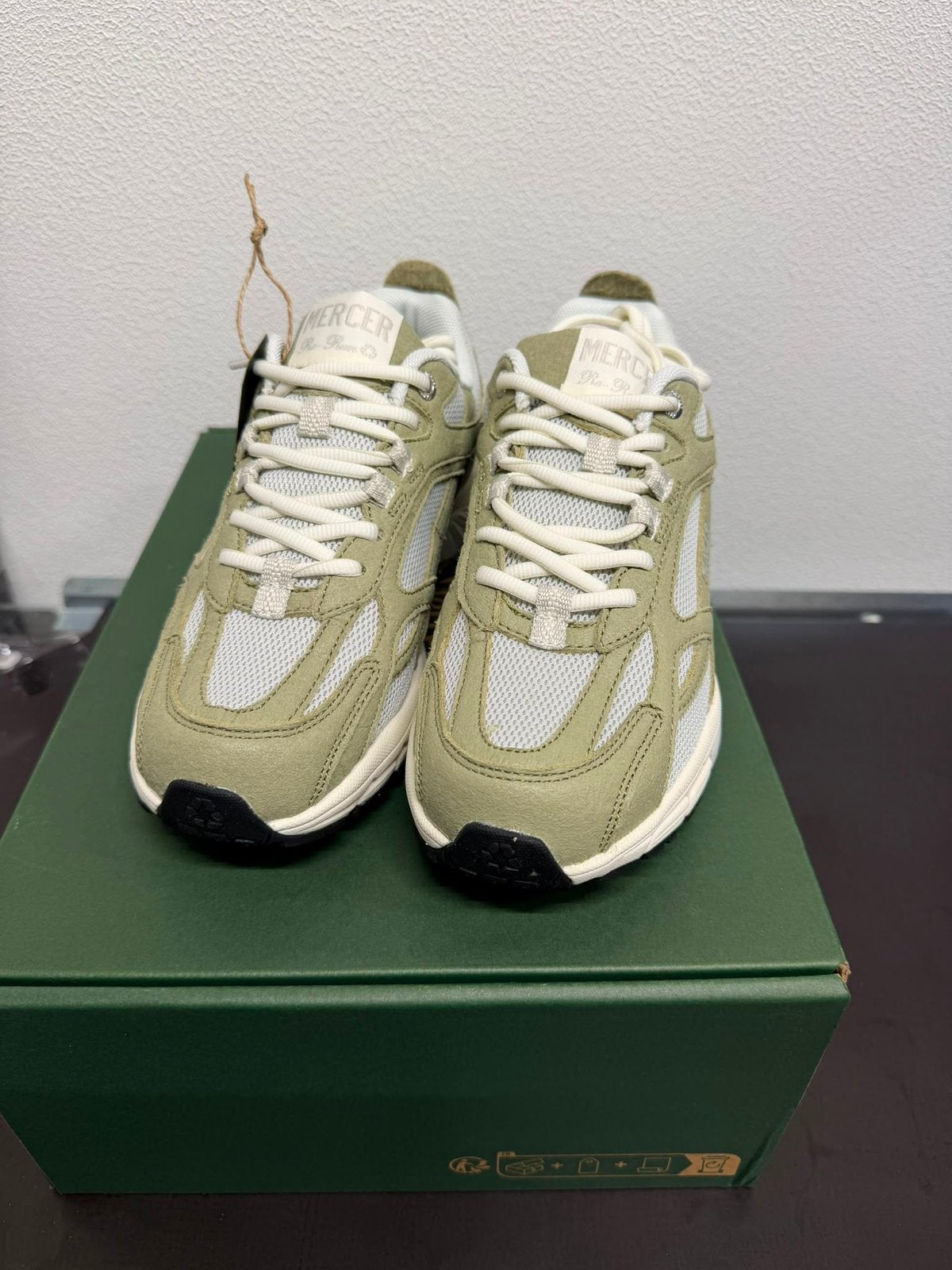 Nieuwe Mercer Brand the Re Run Pineapple2.0 maat 38, Nieuw, Ophalen of Verzenden, Sneakers of Gympen, Groen