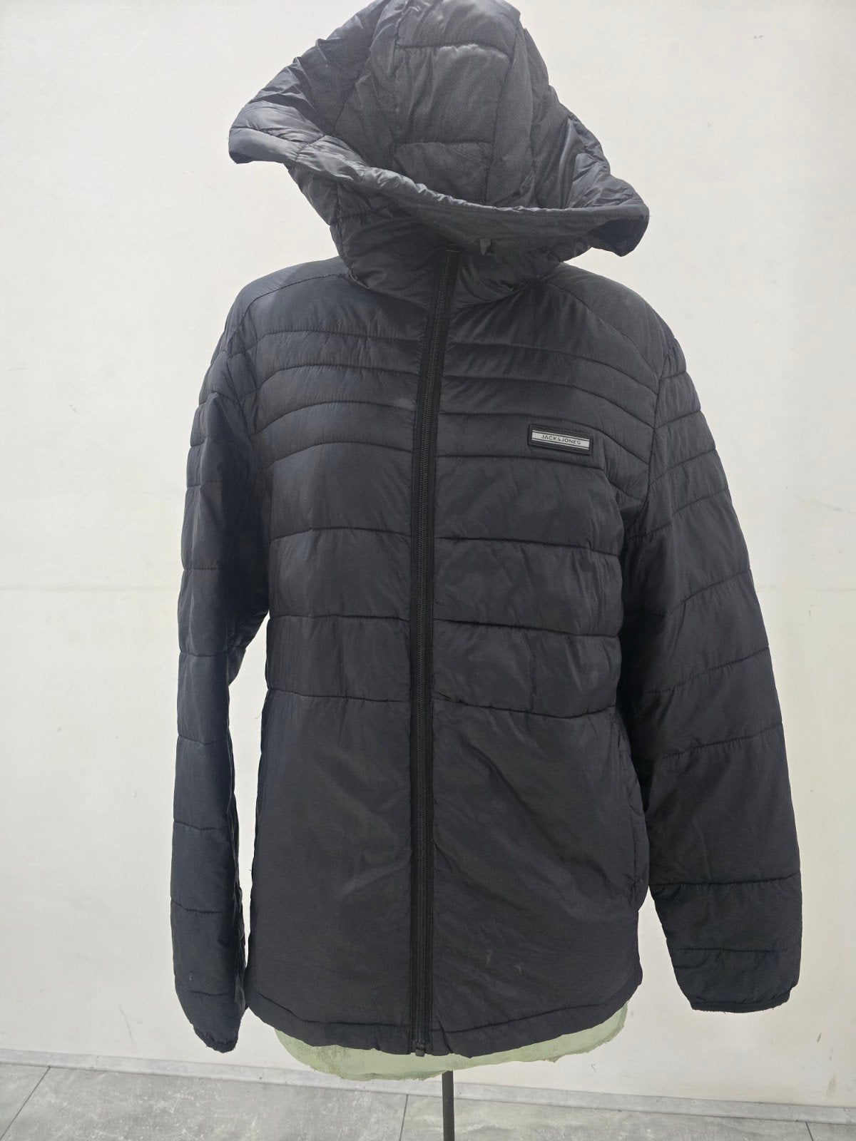 Jack & Jones Zwarte Gewatteerde Jas Maat L, Kleding | Heren, Jassen | Winter, Maat 52/54 (L), Zwart, Ophalen of Verzenden, Gedragen