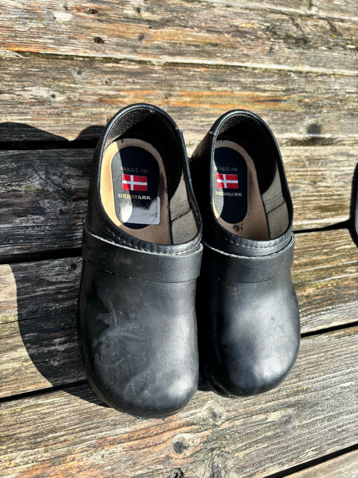 Nette zwarte kinderklompen maat 33 - Weinig gedragen, Jongen of Meisje, Schoenen, Ophalen of Verzenden, Zo goed als nieuw