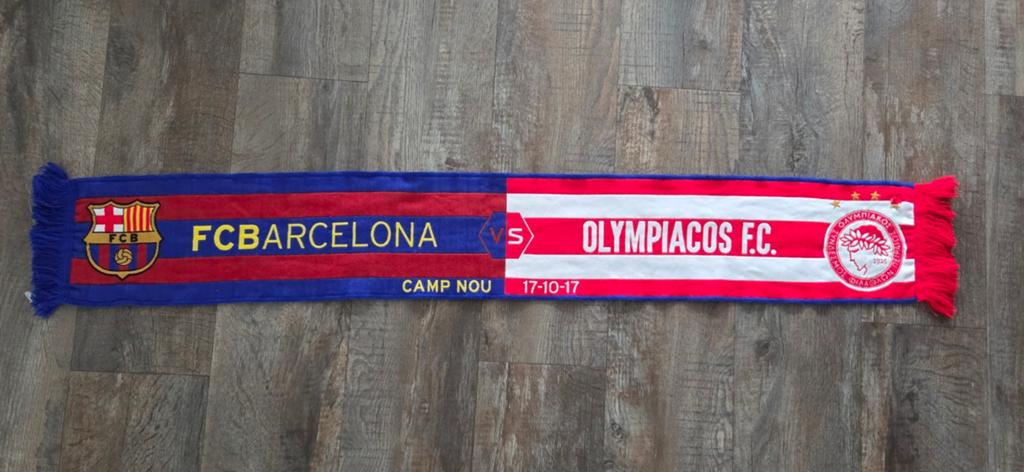 Sjaal FC Barcelona - Olympiakos, Verzamelen, Ophalen of Verzenden, Zo goed als nieuw, Buitenlandse clubs, Vaantje of Sjaal