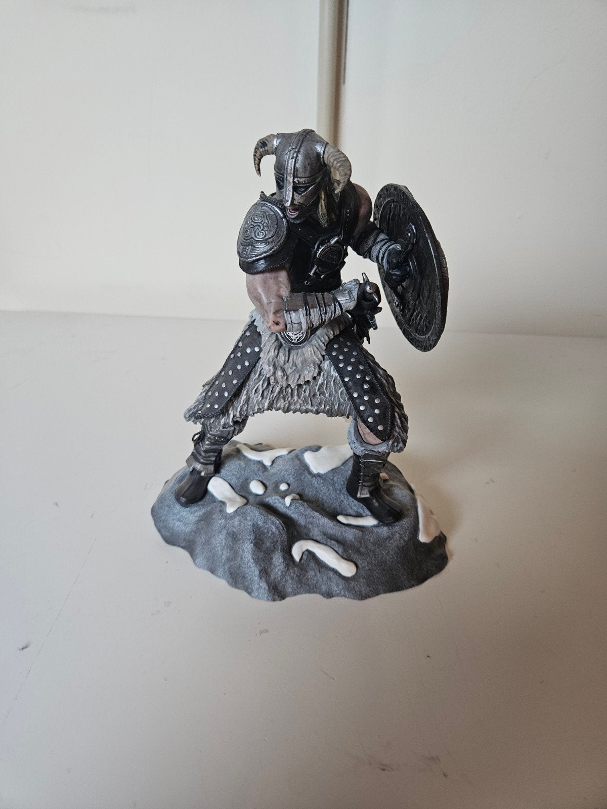 The Elder Scrolls V Skyrim Dragonborn Standbeeld, Ophalen of Verzenden, Zo goed als nieuw