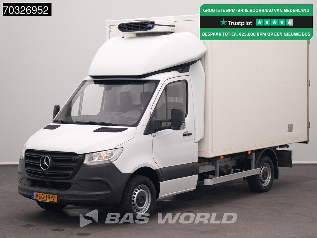 Mercedes Sprinter 317 CDI Koelwagen Zijdeur Achterdeuren Car, Auto's, Bestelauto's, Stof, Gebruikt, Euro 6, 4 cilinders