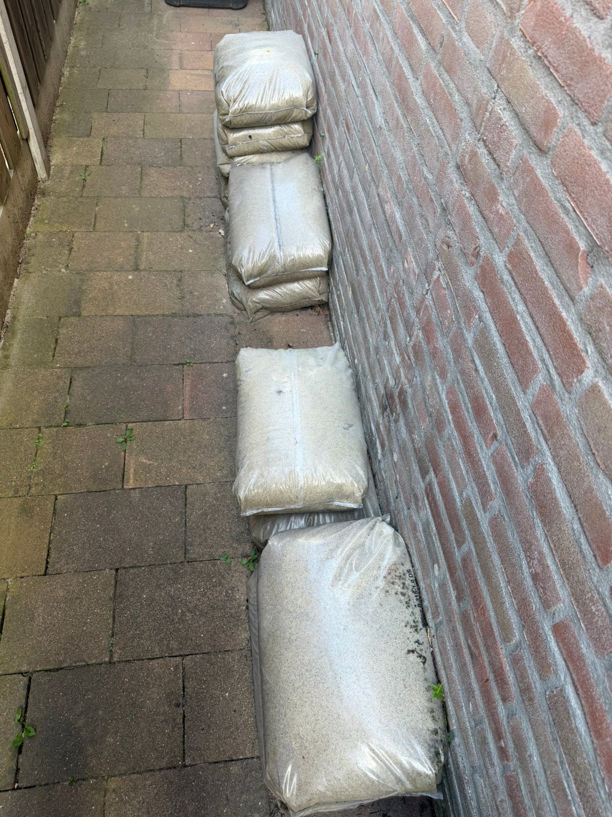 Kunstgras silicazand - 25 kg (10 zakken op te halen gratis), Tuin en Terras, Ophalen, Nieuw, Minder dan 10 m²