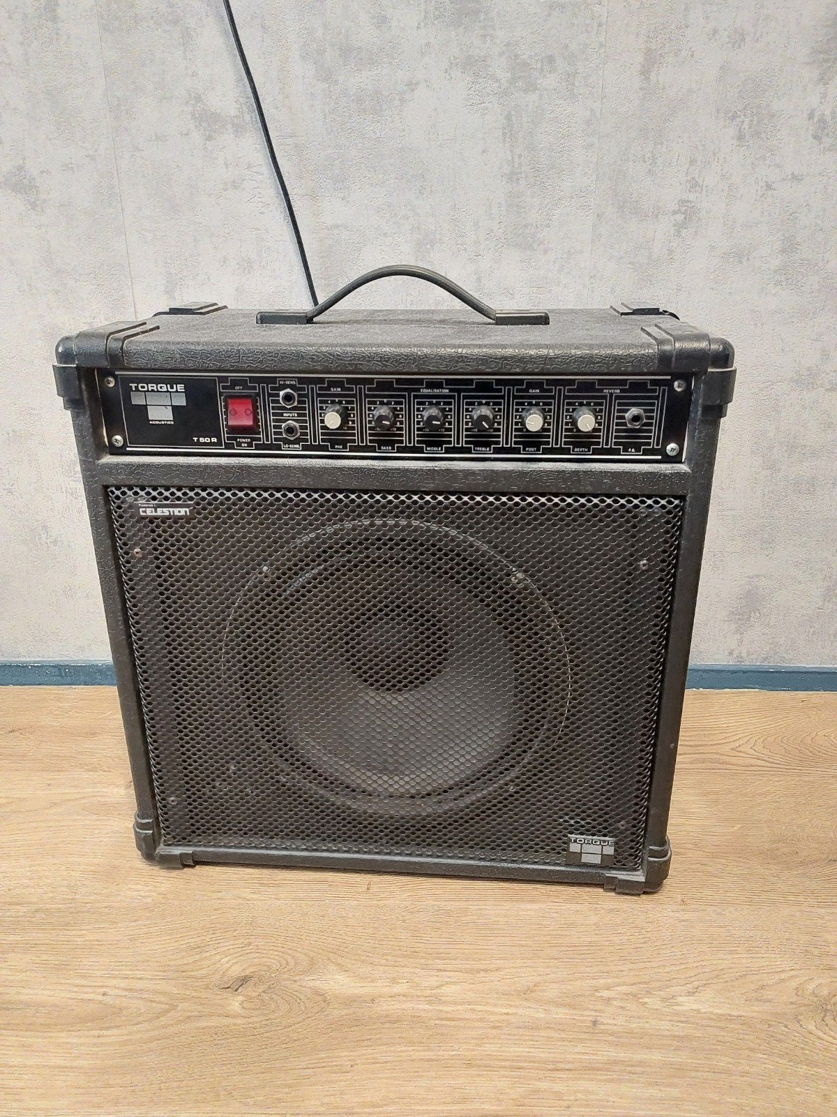 Torque Acoustics T50R Gitaarversterker met Celestion speaker, Muziek en Instrumenten, Ophalen of Verzenden, Minder dan 50 watt