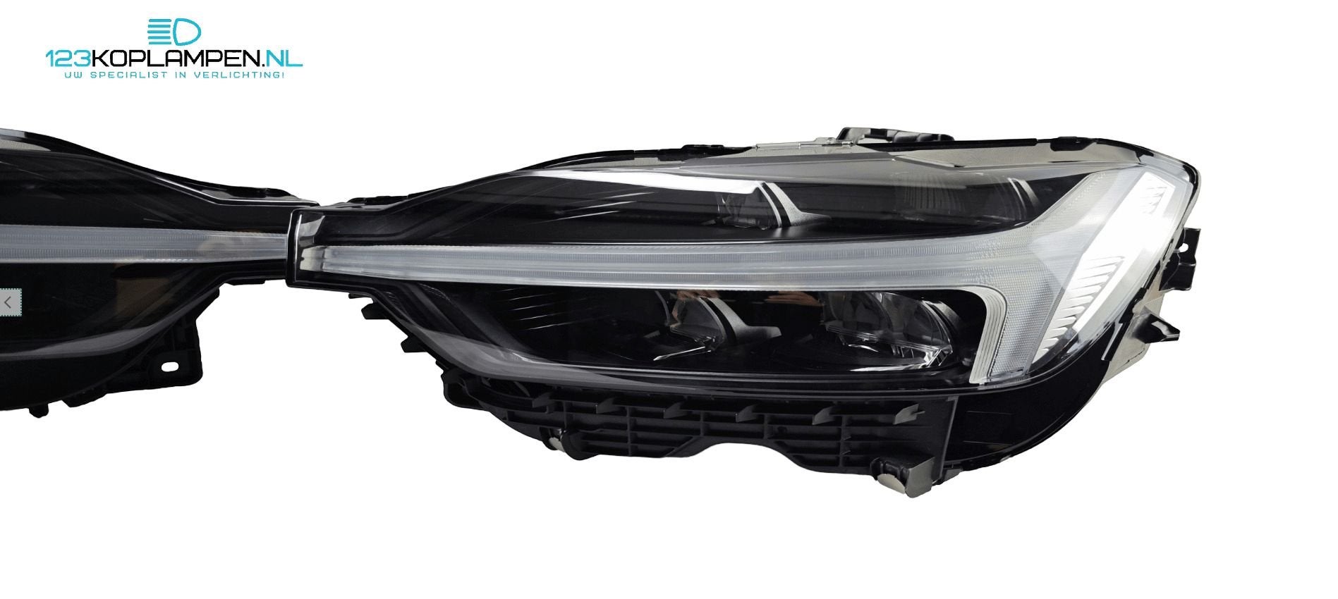 Volvo XC60 II Facelift Full LED koplamp koplampen links rech, Gebruikt, -, Verzenden, Volvo