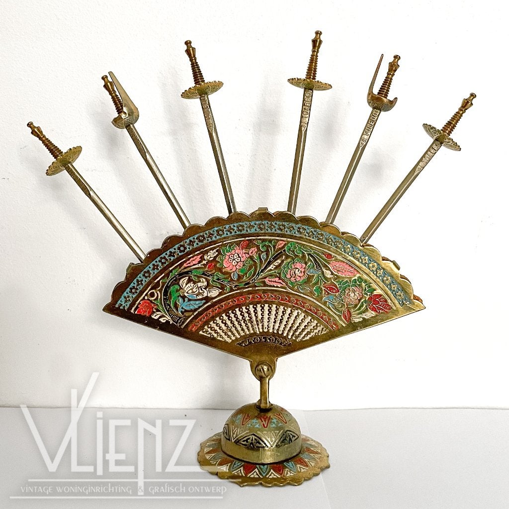 Vintage, Midcentury waaier Toledo met zwaardjes, prikkers, Ophalen of Verzenden