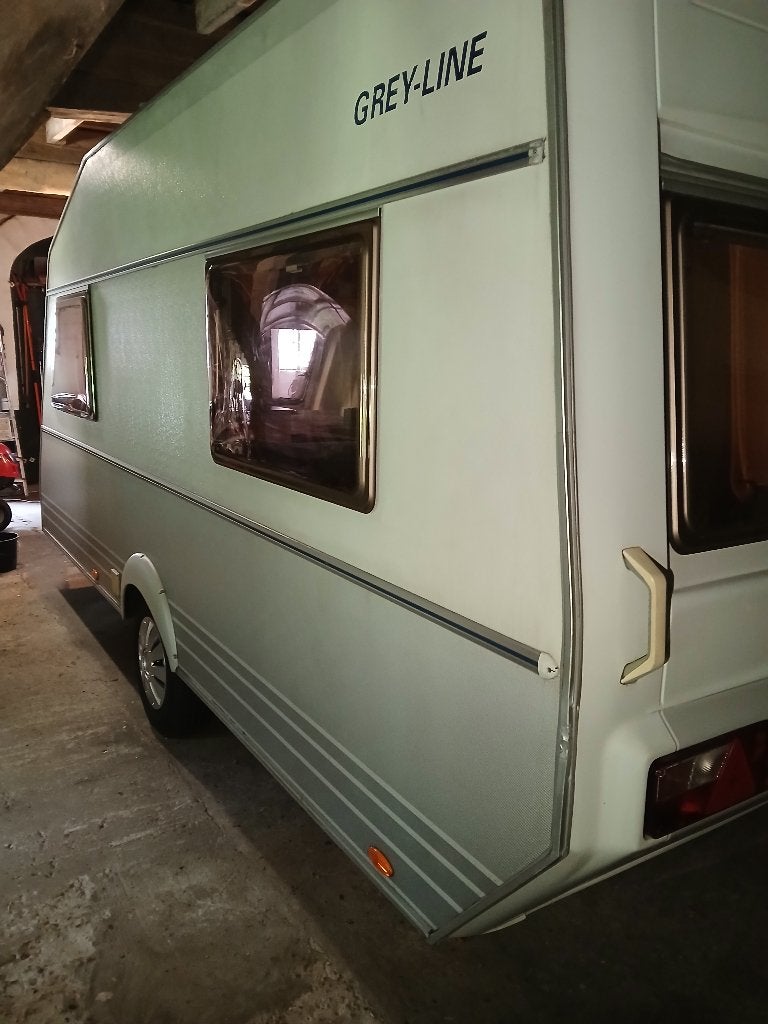 nette Kip Greyline 44, Caravans en Kamperen, Caravans, Standaardzit, Kip, Particulier, 4 tot 5 meter