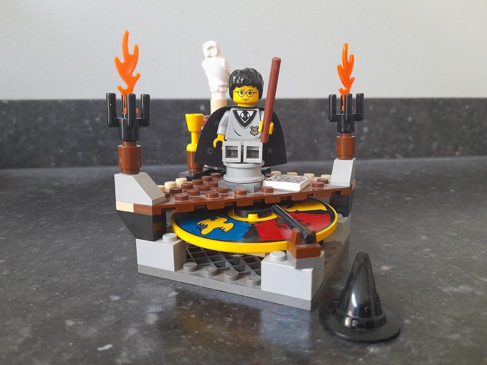 Lego Harry Potter 4701 Sorteerhoed - Compleet met instructie, Verzamelen, Ophalen, Zo goed als nieuw