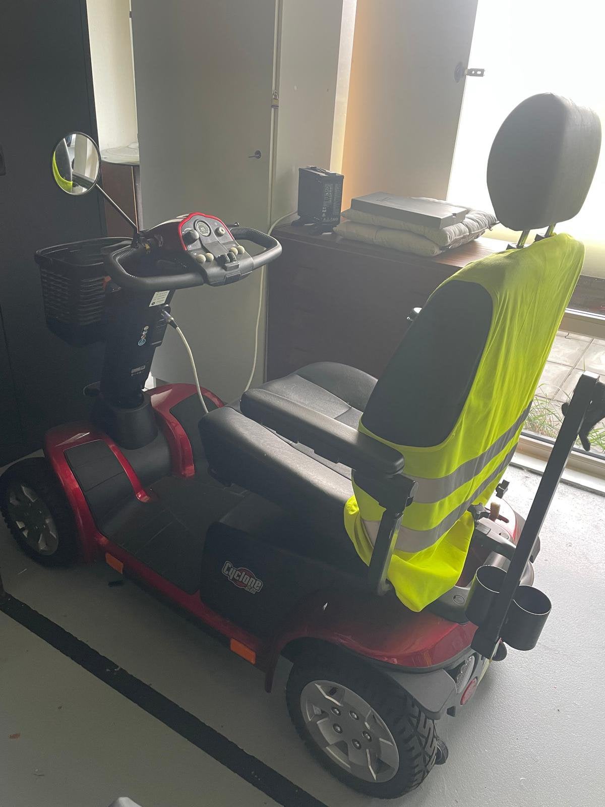 Rolstoel, Ophalen of Verzenden, Zo goed als nieuw, Elektrische rolstoel
