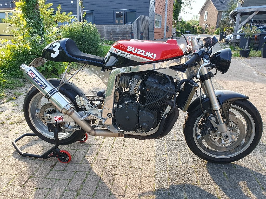 Unieke Suzuki GSX-R 750 Slingshot Café Racer 1989 Yoshimura, Motoren, LED Verlichting, 4 cilinders, Motorrijbewijs A, Gebruikt