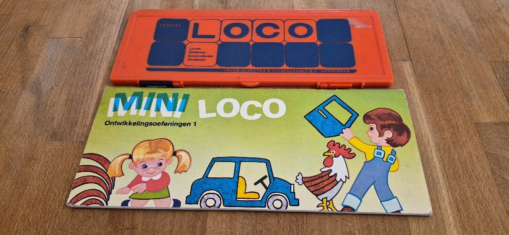 Mini loco met 1 boekje, Ophalen of Verzenden, Puzzelen