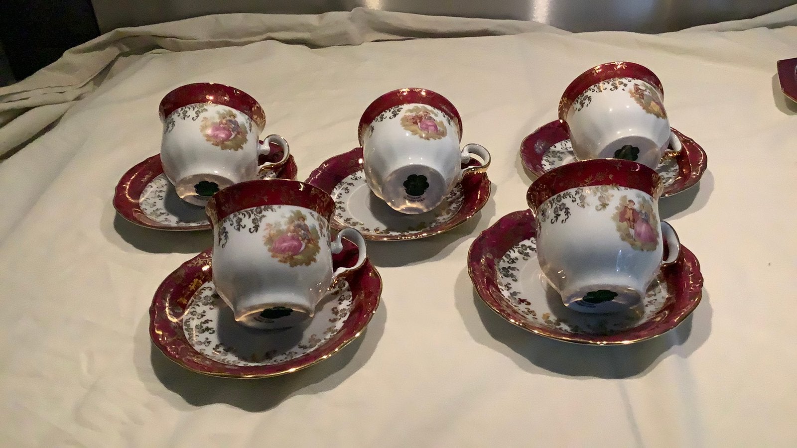 Bavaria kop en schotel bord en melk zuikerstel met boordje, Ophalen of Verzenden