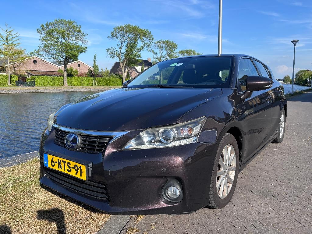 Lexus CT-H 200H 1.8 Hybrid 2012 Bruin, Auto's, Lexus, Particulier, CT-H, ABS, Airbags, Airconditioning, Automatische klimaatregeling