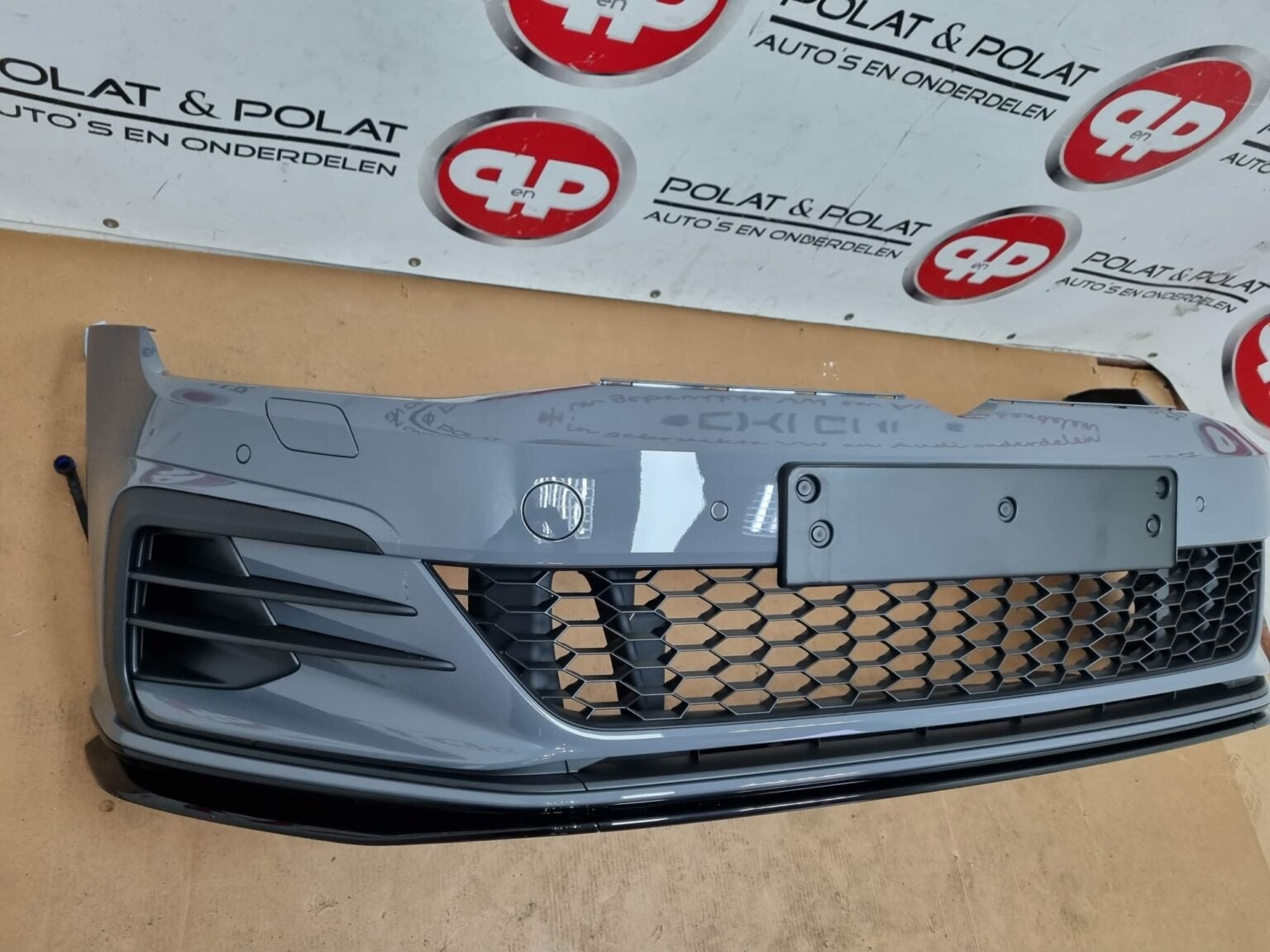 Voorbumper golf 7,5 gti gezocht, Auto-onderdelen, Ophalen, Voor, Bumper